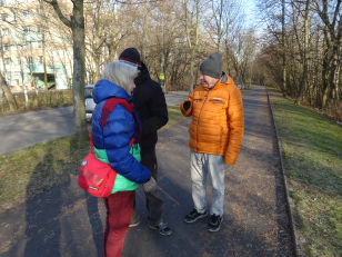 Dobrý příklad porozumění a dohody mezi úřadem a ekology, konkrétně UMO 2 Pardubice Polabiny, spolky a Agenturou ochrany přírody a krajiny. Podařilo se zachránit řadu stromů kolem ulice Lonkova, Lidická a KPT. Bartoše