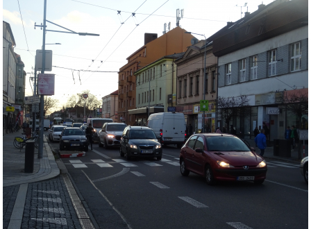 MĚSTO PARDUBICE VÍ, ŽE JE ZDE ŠPATNÉ OVZDUŠÍ, hlavně z automobilové dopravy