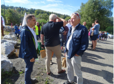 Ředitel cementárny Prachovice Cemex a Jan Linhart, předseda Zelené pro Pardubicko.