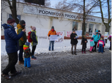 Zapojili jsme se do kampaně k Aleji k Vápence.18 návrhů pan ředitel DPMP, Tomáš Pelikán, s dotčenými a zúčastněnými spolky neprojednával, byť to sděluje médií